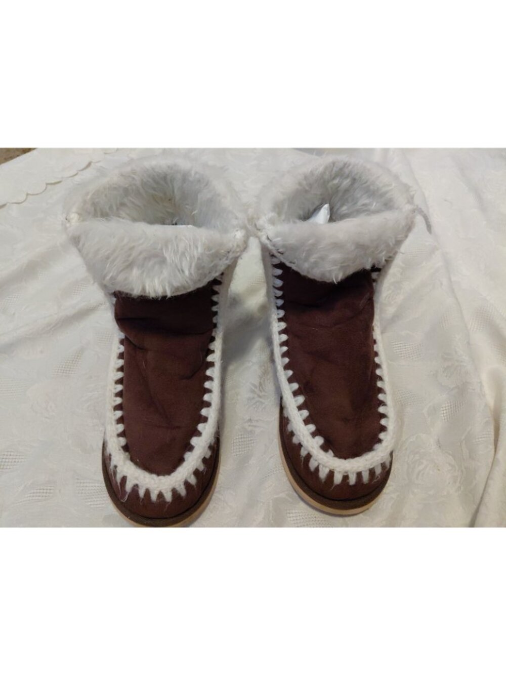 Ed Hardy Vintage Y2K Moccasin Boots Faux Suede Faux Fur Brown White Womens Size - Picture 2 of 10